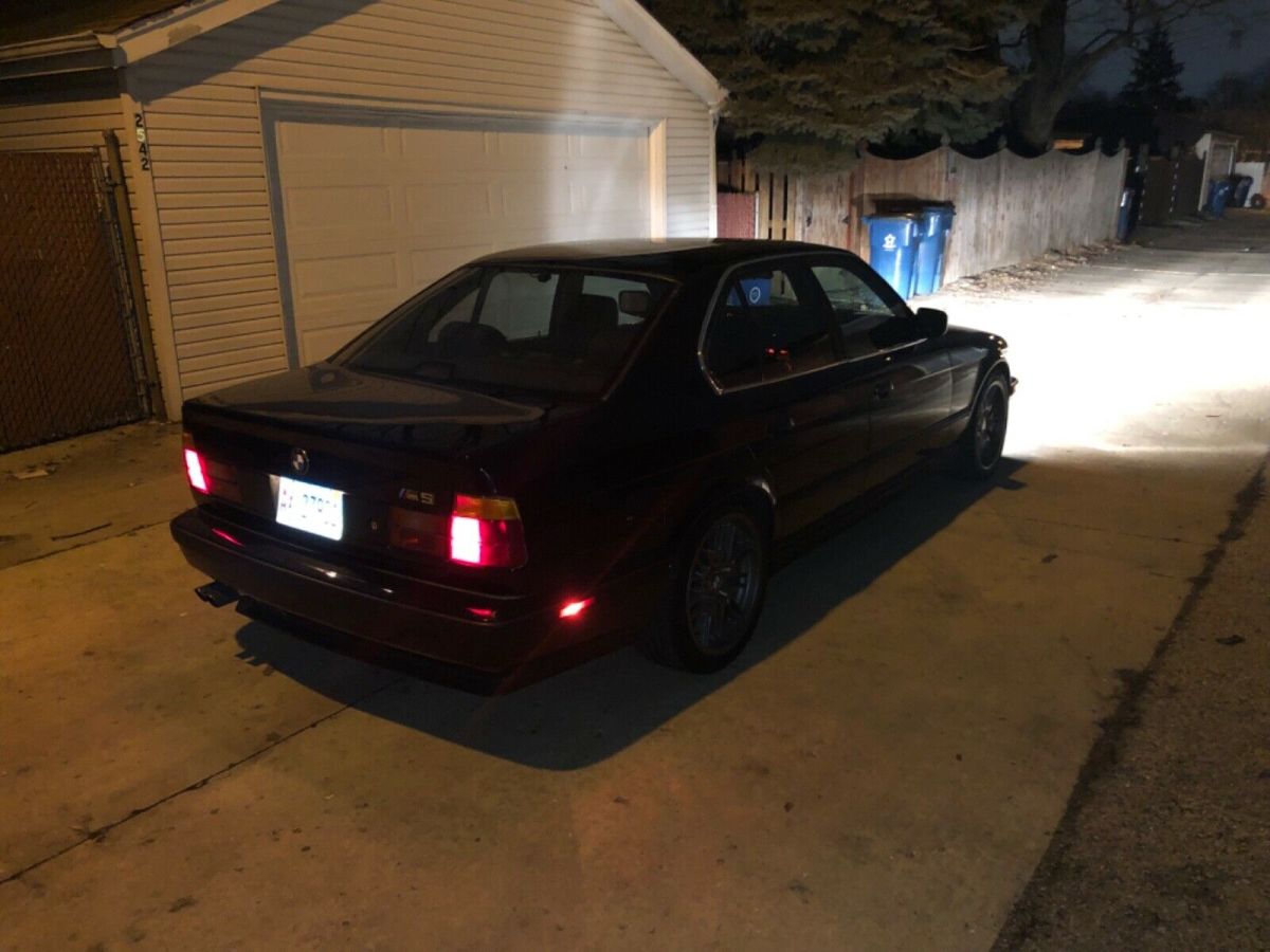 1991 Black BMW M5 Sedan
