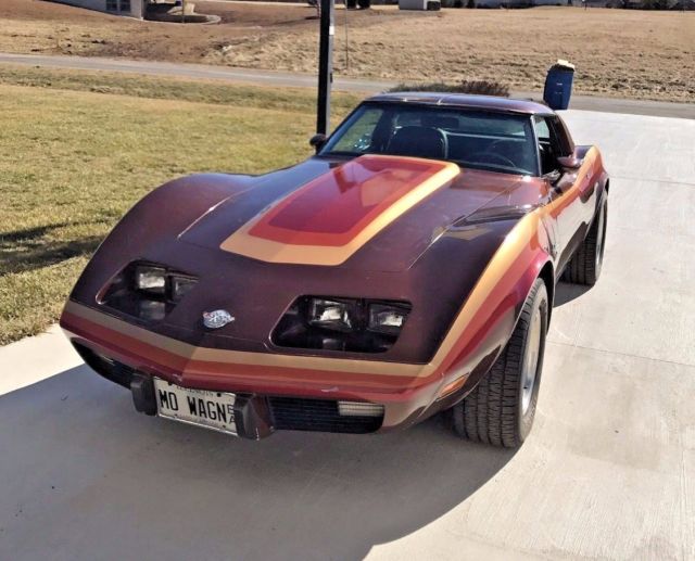 1978 Chocolate/Yellow/Crimson/Orange Chevrolet Corvette 2 Door Coupe