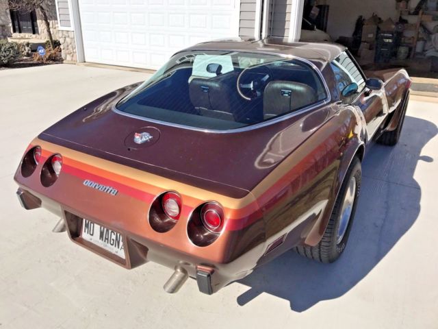 1978 Chocolate/Yellow/Crimson/Orange Chevrolet Corvette 2 Door Coupe