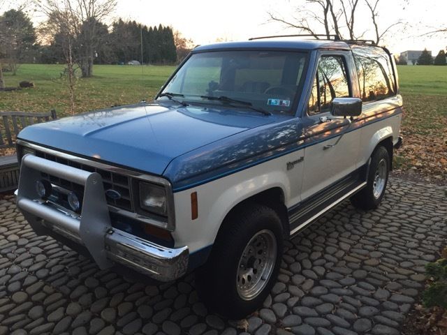 1987 LIGHT BLUE / CREAM Ford Bronco II