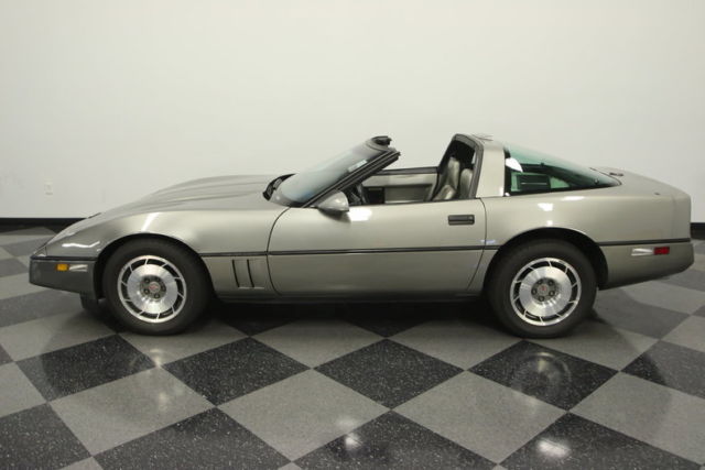 1987 Gray Chevrolet Corvette Coupe