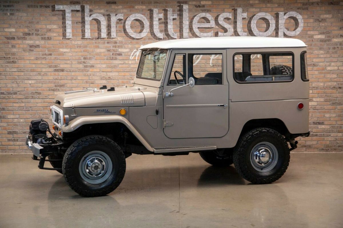 1968 Coronado Beige Toyota Land Cruiser SUV