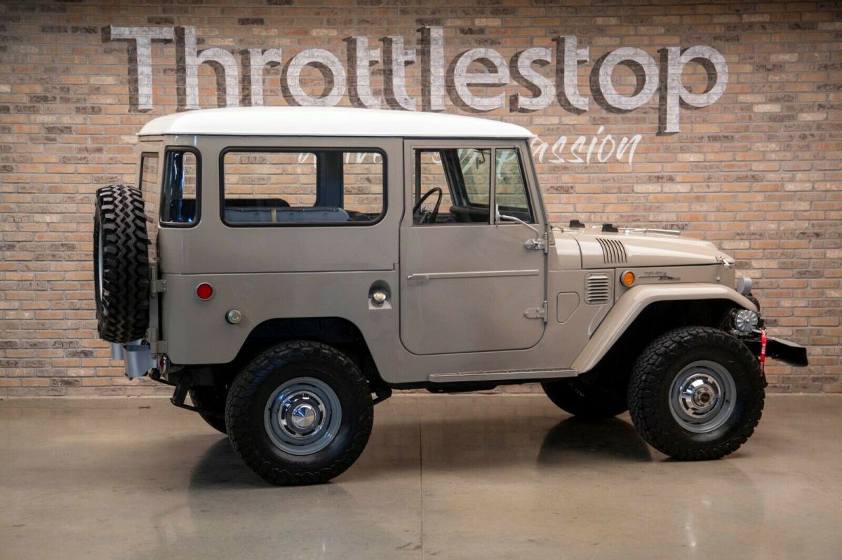 1968 Coronado Beige Toyota Land Cruiser SUV