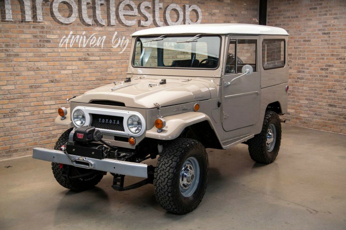 1968 Coronado Beige Toyota Land Cruiser SUV