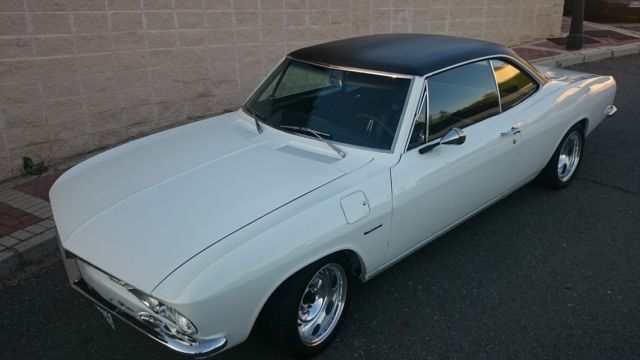 1965 White Chevrolet Corvair Coupe