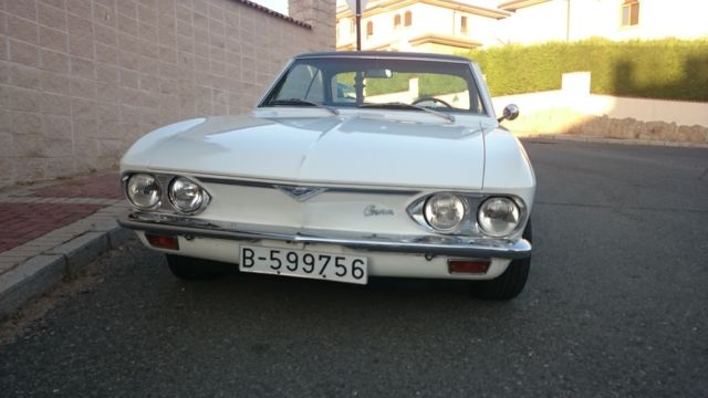 1965 White Chevrolet Corvair Coupe