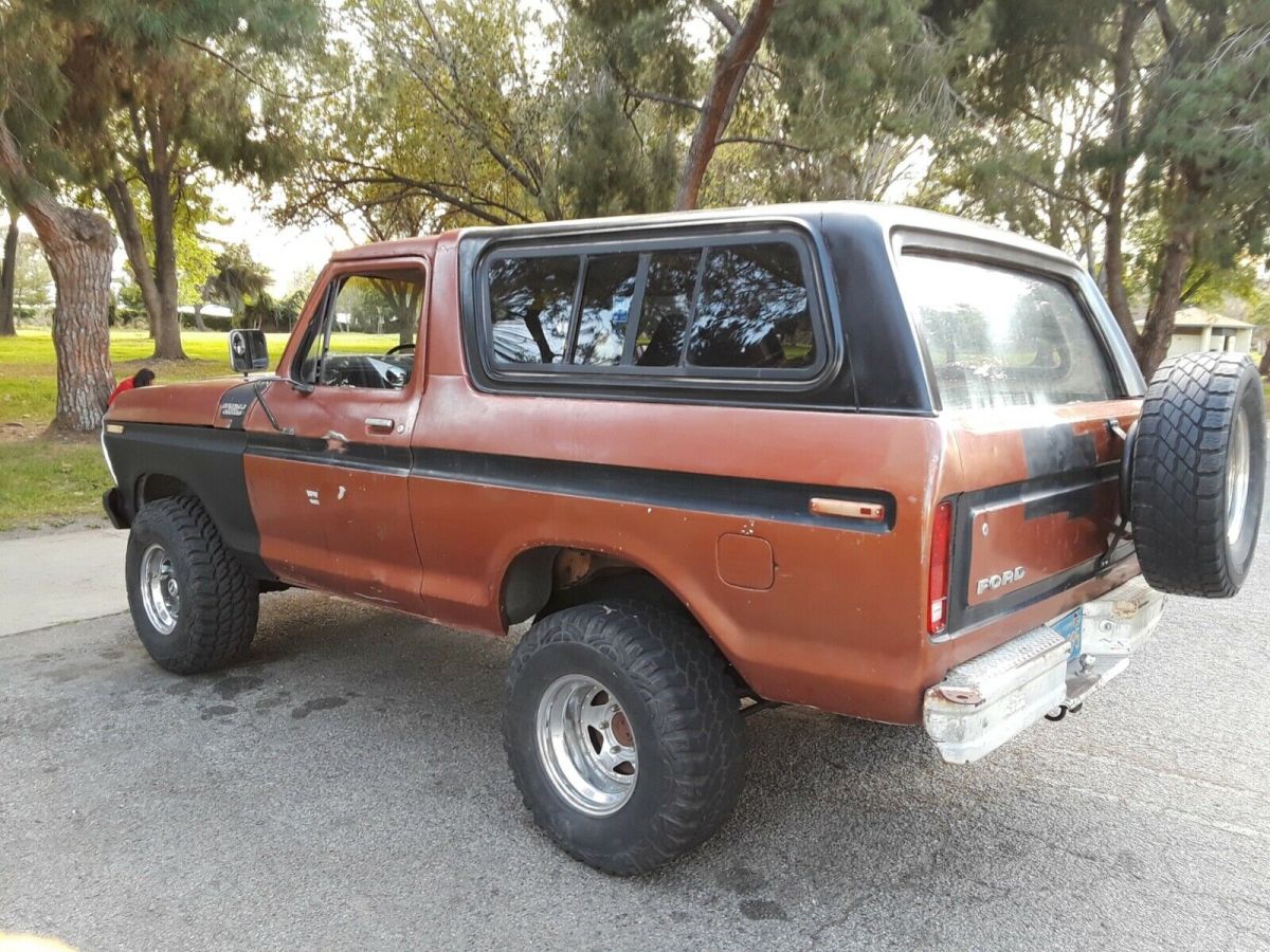 1979 Chestnut Ford Bronco SUV