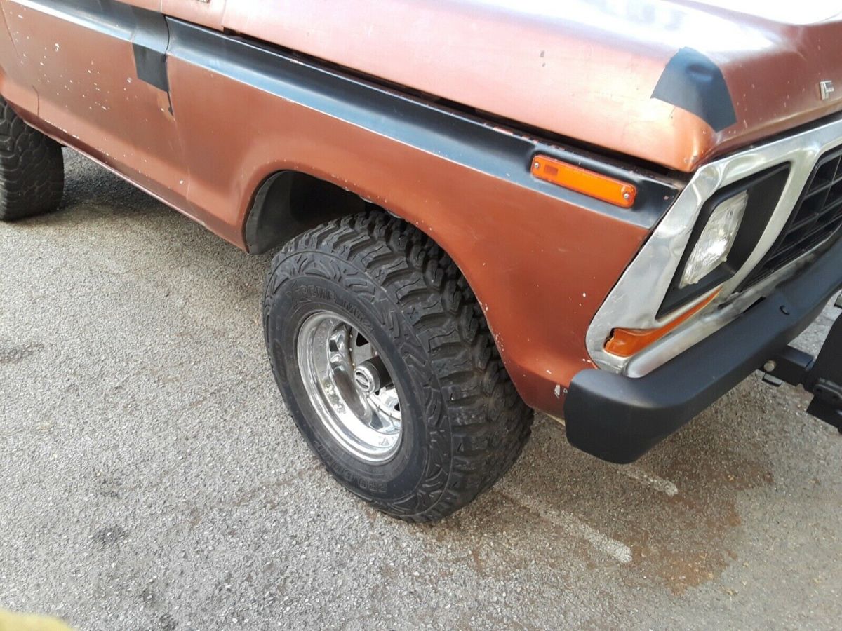 1979 Chestnut Ford Bronco SUV