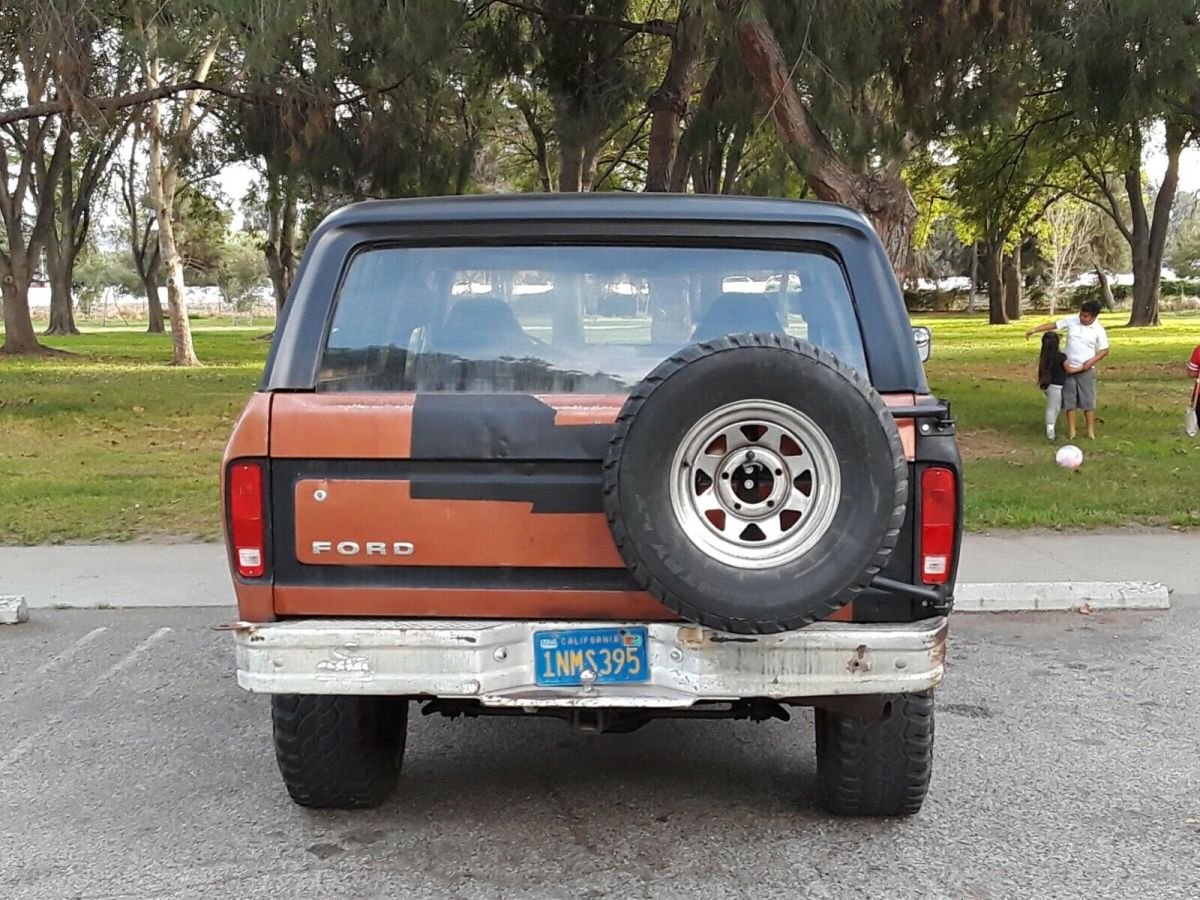 1979 Chestnut Ford Bronco SUV