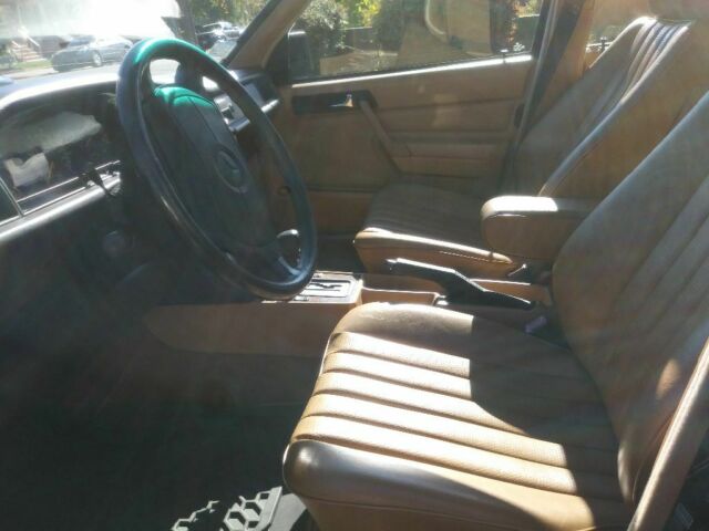 1990 Blue Mercedes-Benz 190-Series