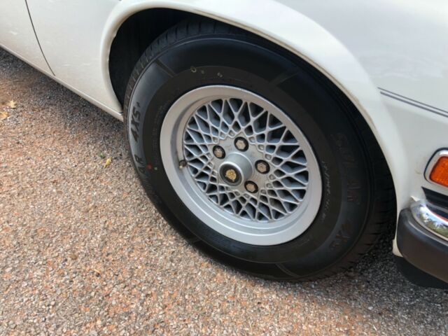 1989 White Jaguar XJS Convertible