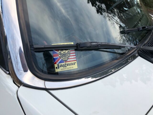 1989 White Jaguar XJS Convertible