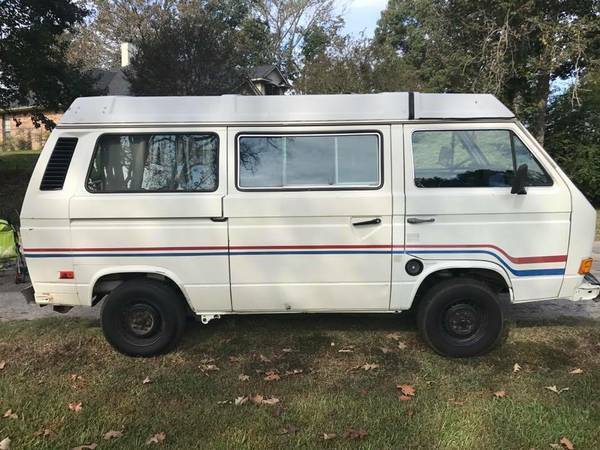 1984 White Volkswagen Bus/Vanagon