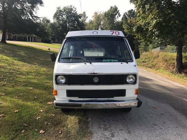 1984 White Volkswagen Bus/Vanagon