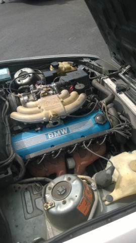 1989 White BMW 3-Series Coupe