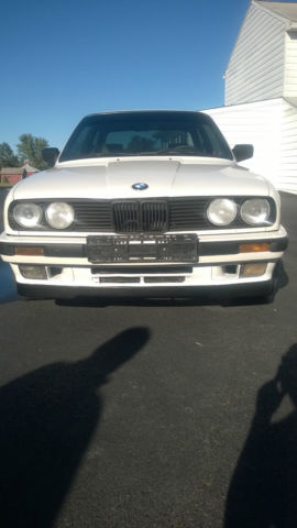 1989 White BMW 3-Series Coupe