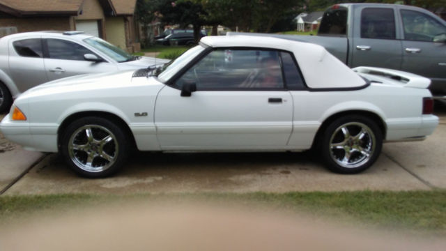 1989 White Ford Mustang Convertible
