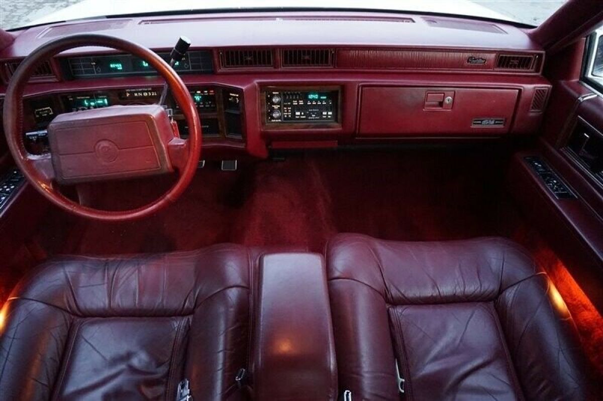 1993 White Cadillac DeVille --