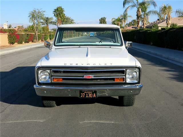 1968 White Chevrolet C-10 --