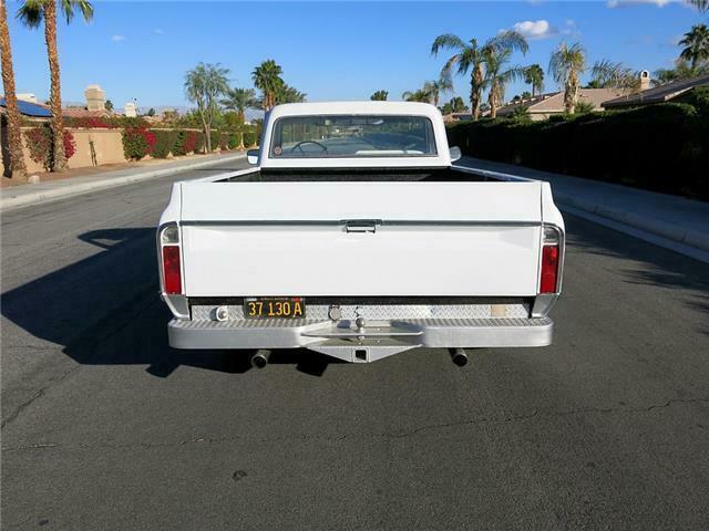 1968 White Chevrolet C-10 --