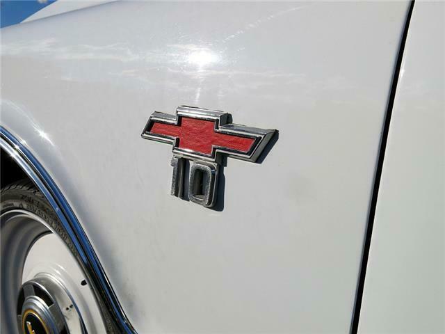 1968 White Chevrolet C-10 --