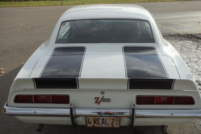 1969 White Chevrolet Camaro Coupe