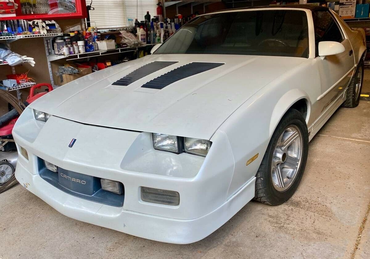 1989 White Chevrolet Camaro Hatchback