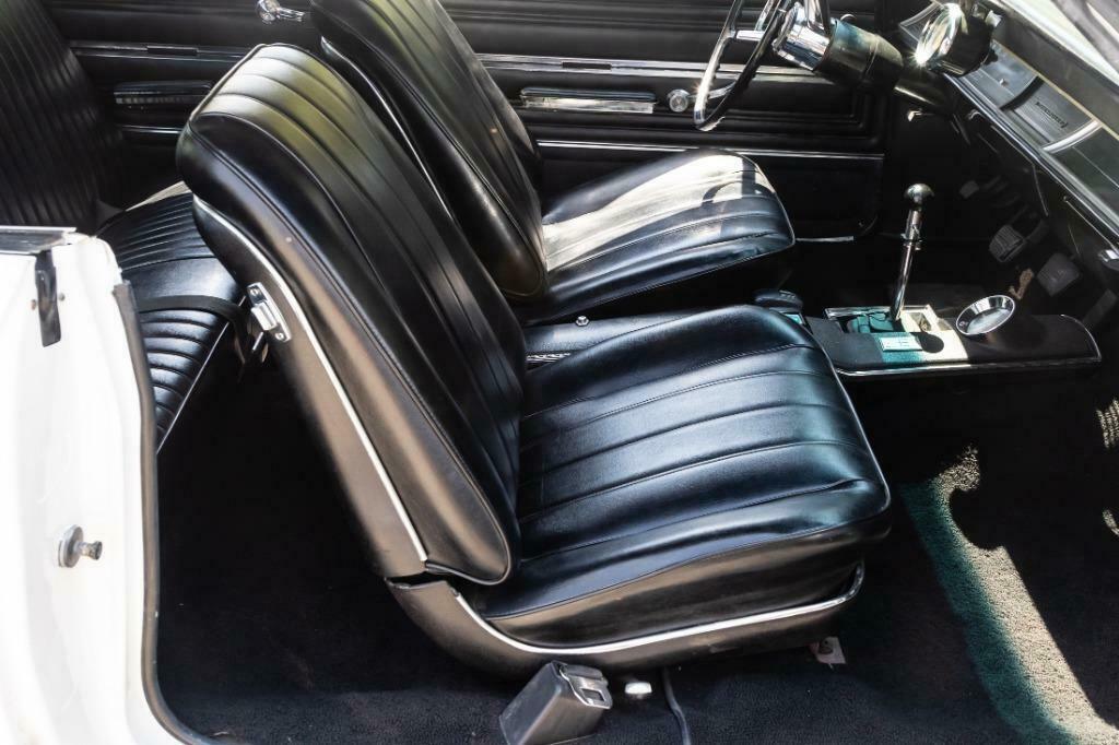 1966 White Chevrolet Chevelle Super Sport