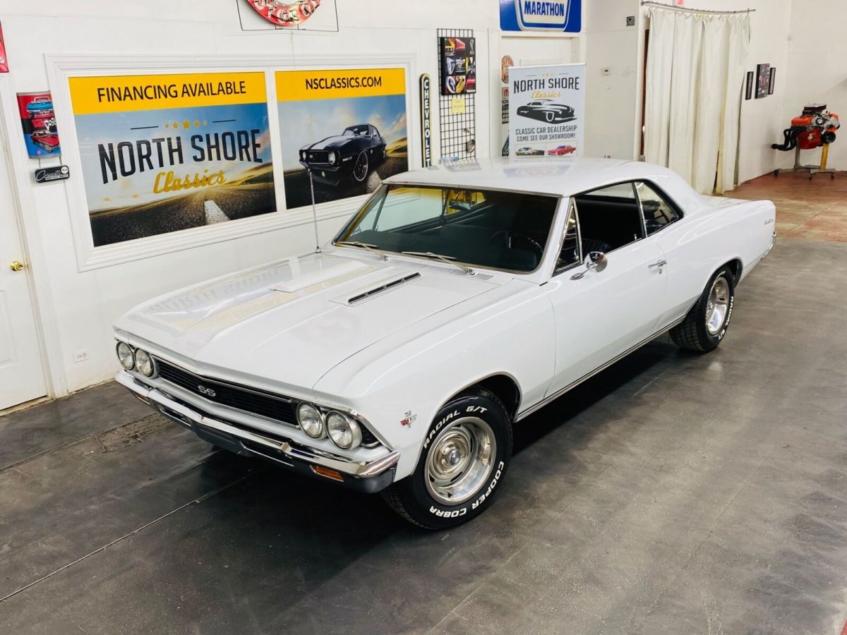 1966 White Chevrolet Chevelle Coupe