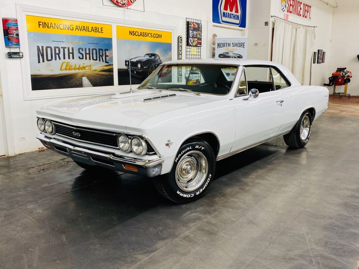1966 White Chevrolet Chevelle Coupe