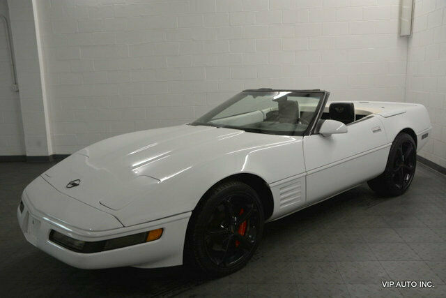 1993 White Chevrolet Corvette Convertible