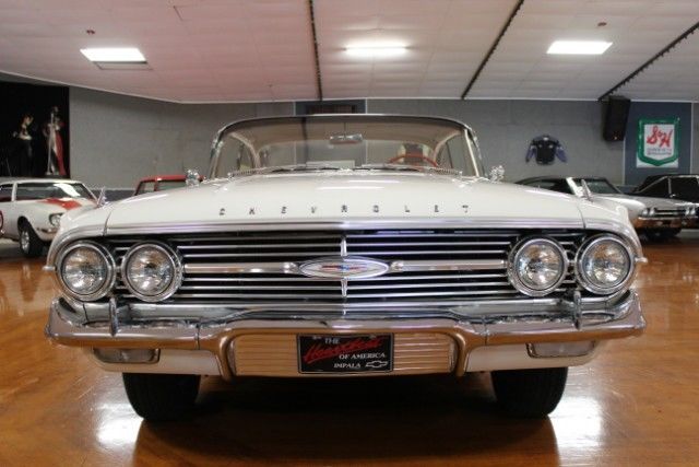 1960 White Chevrolet Impala --