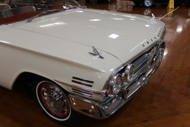 1960 White Chevrolet Impala --