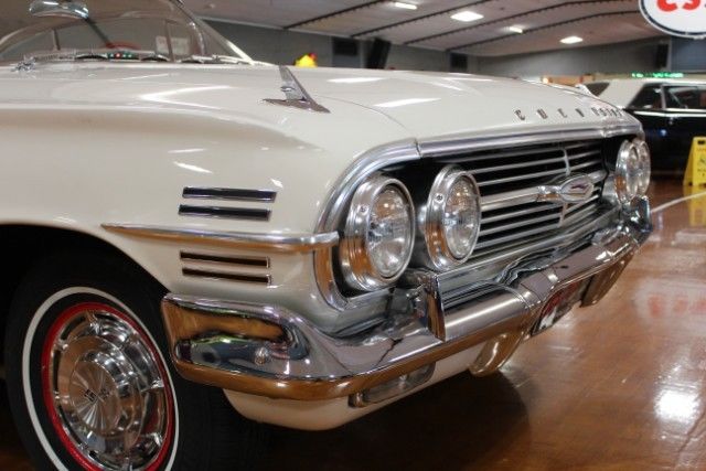 1960 White Chevrolet Impala --
