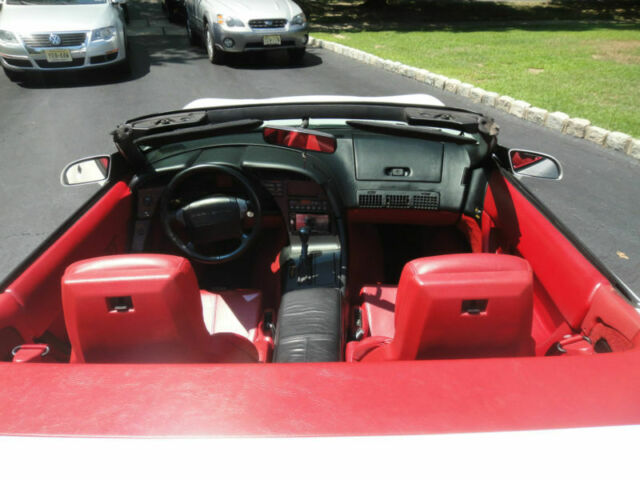 1991 White Chevrolet Corvette Convertible