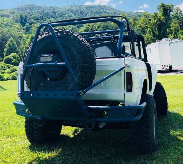 1974 White Ford Bronco