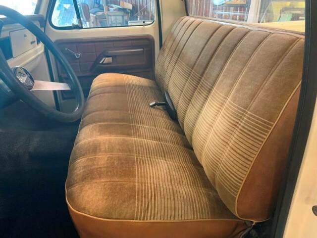 1973 White Ford F-100 Pickup Truck