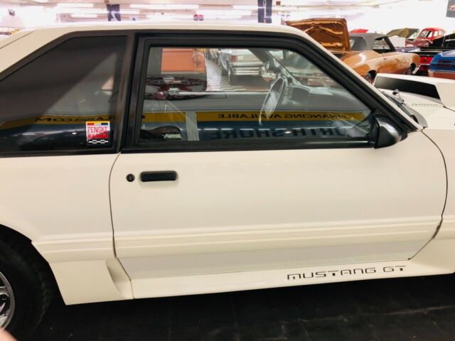 1993 White Ford Mustang Hatchback