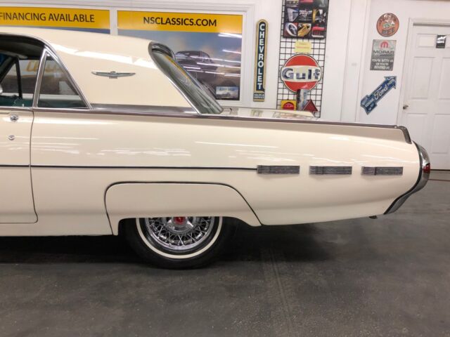 1962 White Ford Thunderbird 2 Door