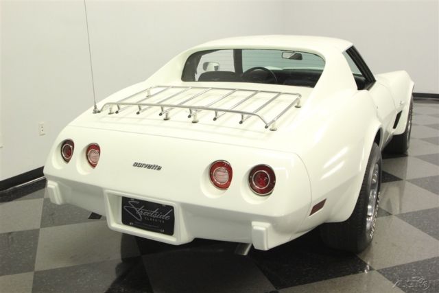 1976 White Chevrolet Corvette