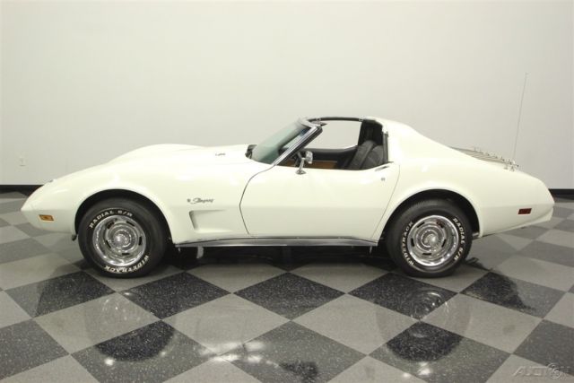 1976 White Chevrolet Corvette