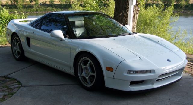 1992 White Acura NSX Coupe