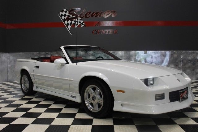 1991 White Chevrolet Camaro Convertible