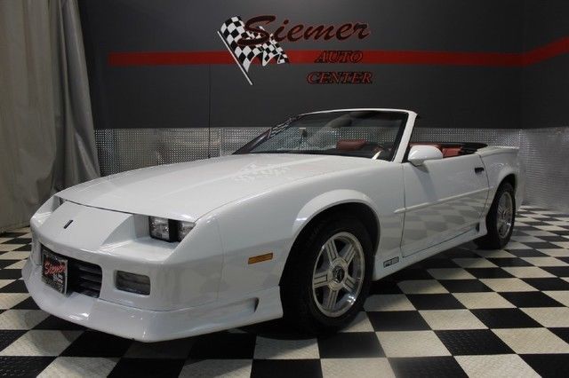 1991 White Chevrolet Camaro Convertible