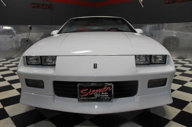 1991 White Chevrolet Camaro Convertible