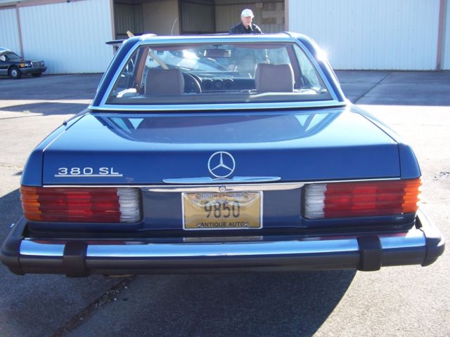 1985 Blue Mercedes-Benz SL-Class Convertible