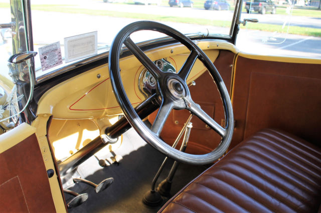 1931 Yellow/Black Ford Model A Roadster