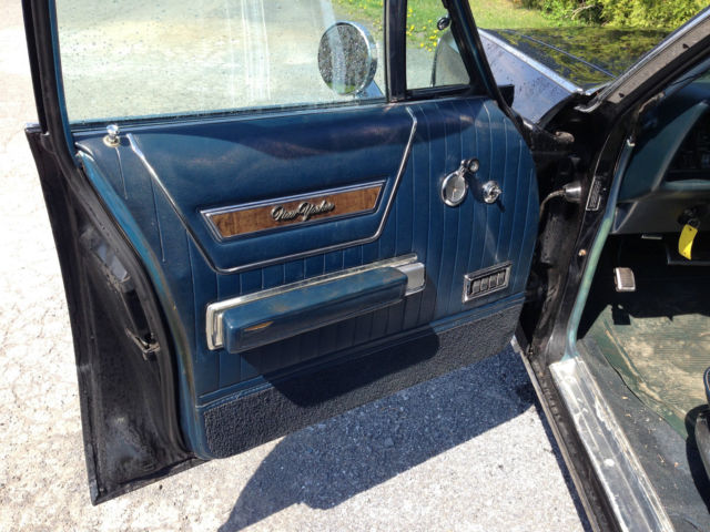 1969 Black Chrysler New Yorker Sedan