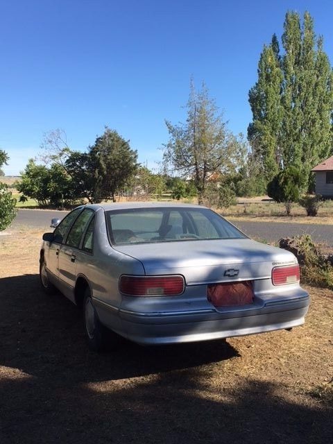 1993 Gray Chevrolet Capriceold Sedan