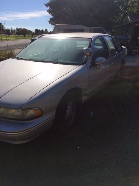 1993 Gray Chevrolet Capriceold Sedan